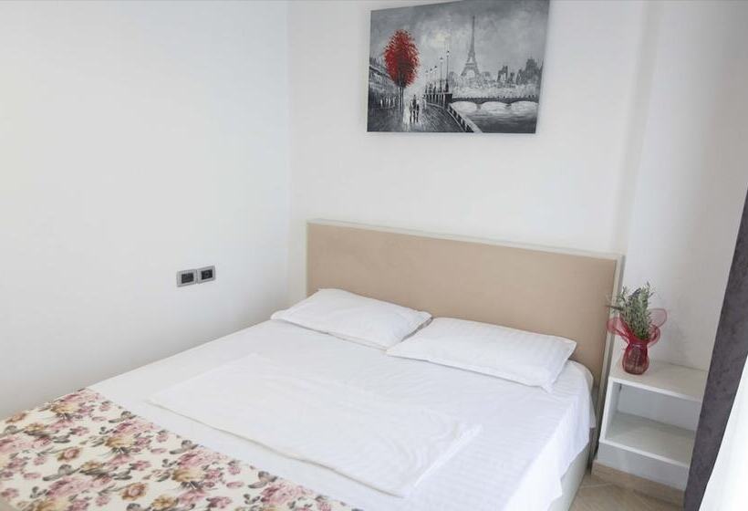 スタンダードトリプルルーム, Horizont