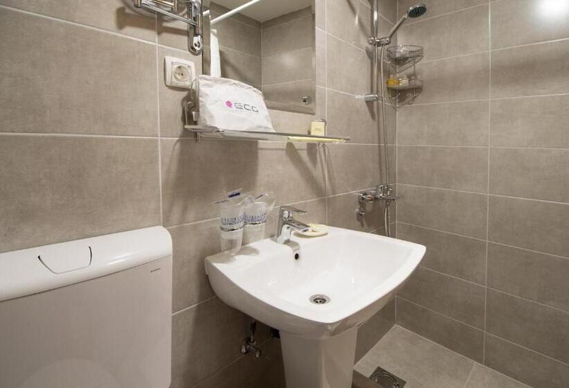 اتاق استاندارد, Yugoslavia