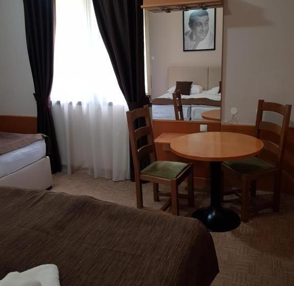 استودیوی استاندارد, Yugoslavia