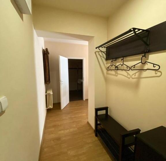 آپارتمان 1 خوابه با تراس, Zámeček Na čeladné