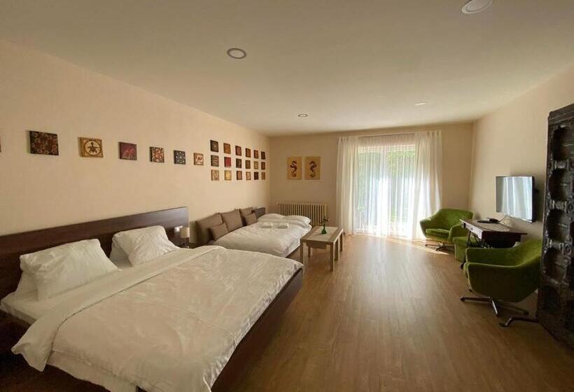 آپارتمان 1 خوابه با تراس, Zámeček Na čeladné