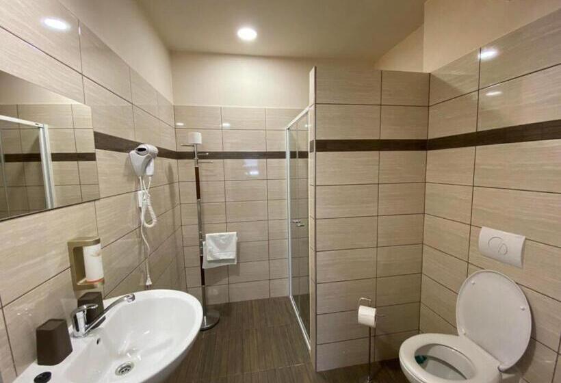 آپارتمان 1 خوابه همکف, Zámeček Na čeladné