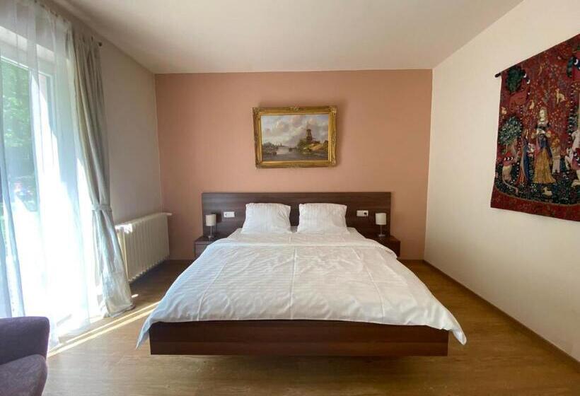 آپارتمان 1 خوابه همکف, Zámeček Na čeladné