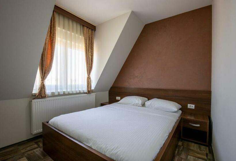 1 Bedroom Penthouse Apartment, Motel Milošević