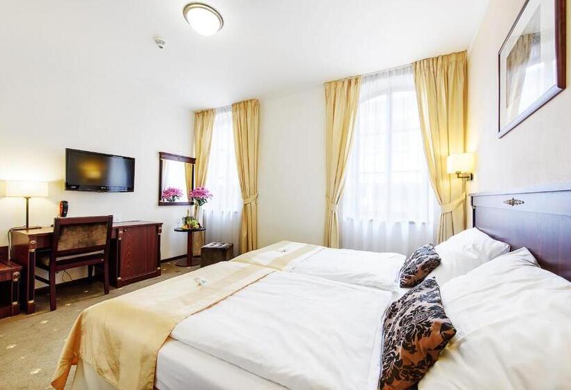 スタンダードルーム, & Apartments U černého Orla