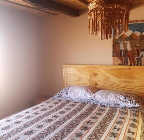 Quarto Quádruplo Estandar, Hostal Candelaria