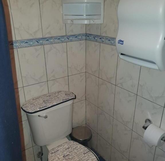 Quarto Quádruplo Estandar, Hostal Candelaria