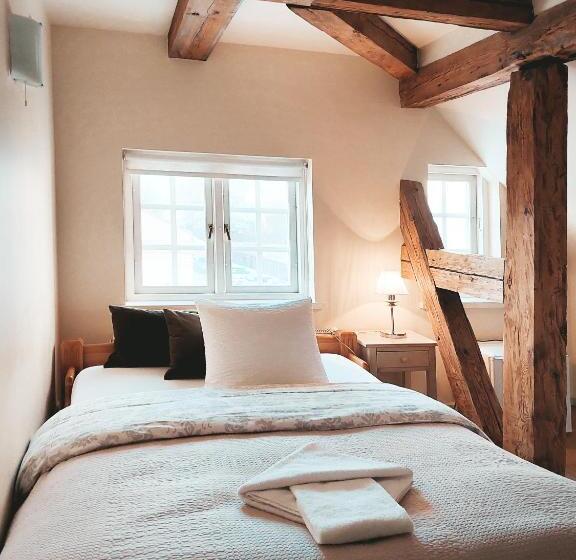 اتاق استاندارد, Kupfernams