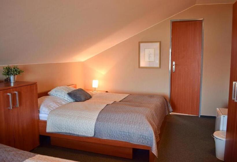 غرفة عائلية, Penzion Rak