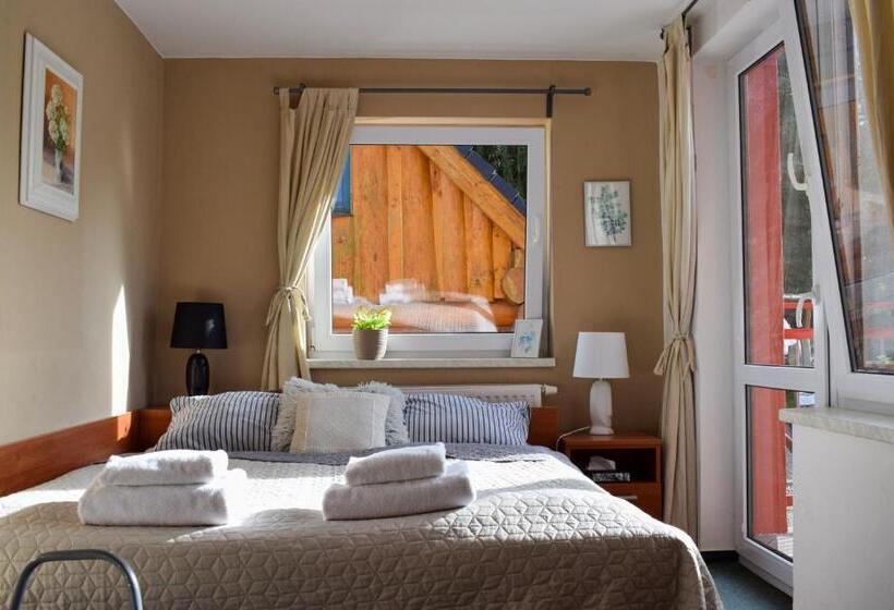 غرفة قياسية مزوَّدة بشُرفة, Penzion Rak