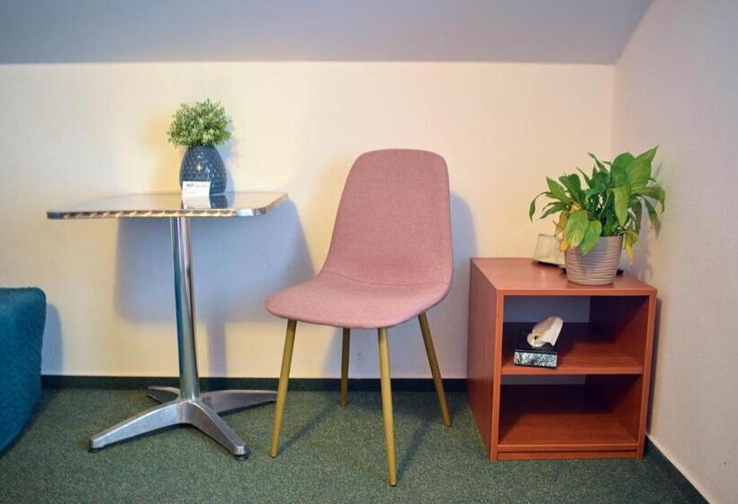 غرفة قياسية رباعية, Penzion Rak