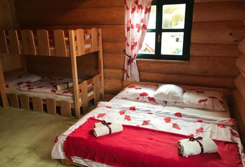 جناح, Penzion Rak