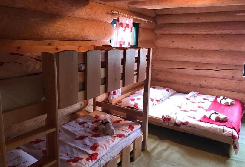 جناح, Penzion Rak