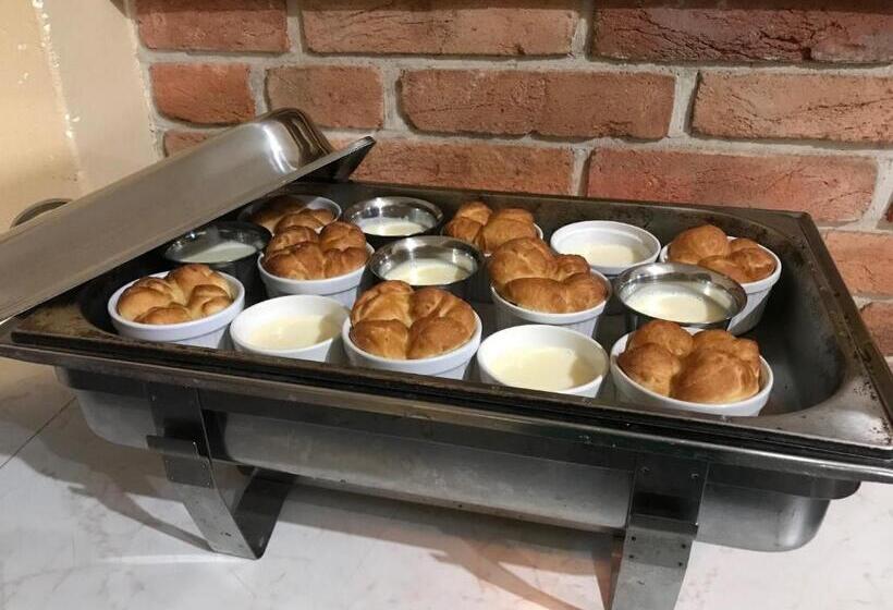 חדר סטנדרט עם מיטת קינג, Pension Aura špičák, Některé Pokoje Se Saunou