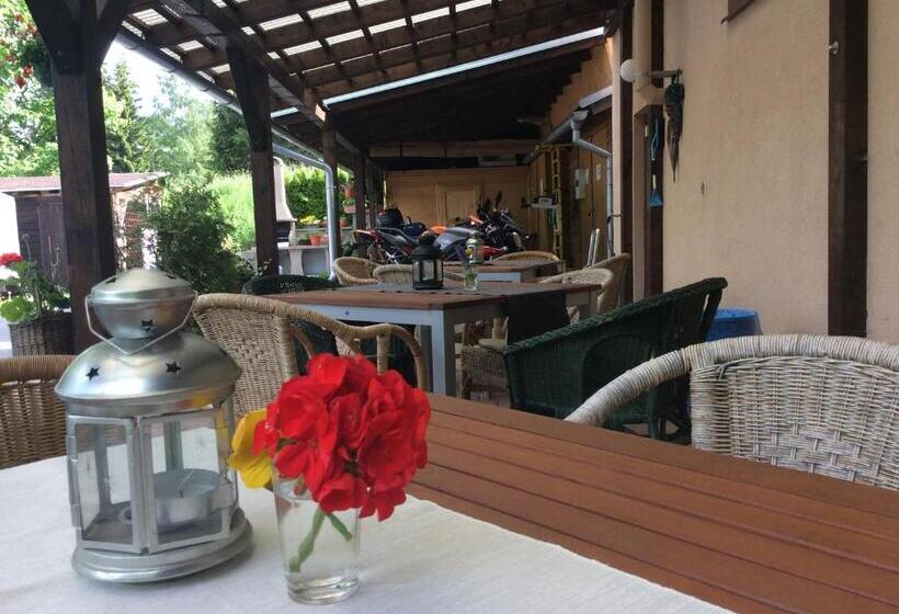 חדר סטנדרט, Pension Aura špičák, Některé Pokoje Se Saunou