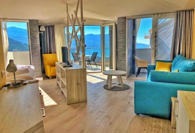 سوئیت با تخت بزرگ, Pierina