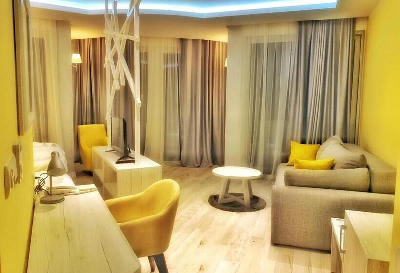 سوییت خانوادگی, Pierina