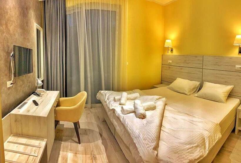 اتاق استاندارد, Pierina