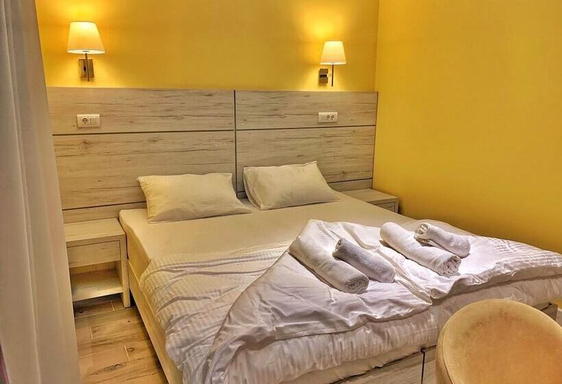 اتاق استاندارد, Pierina