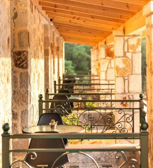 海景豪华三人间, Stonevilla Buta