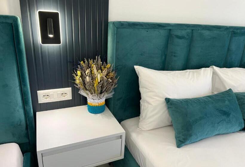 Triple Room Sea View, Stonevilla Buta