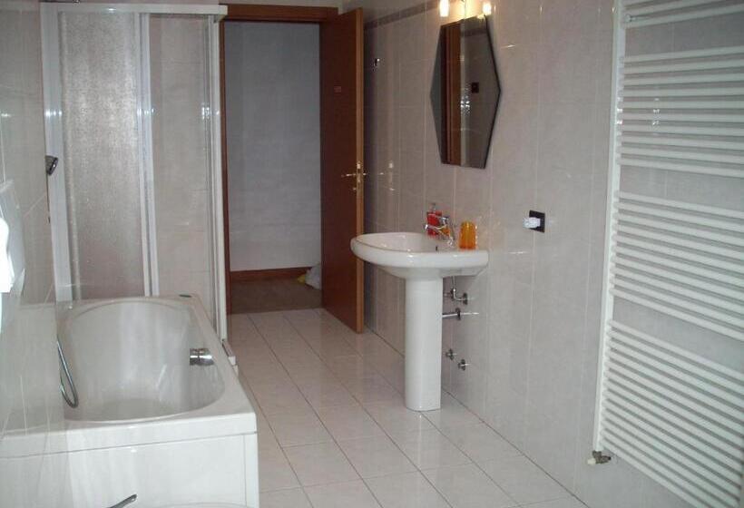 آپارتمان 3 خوابه, Apartment Nido Stazione