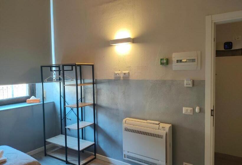 Standard room with outdoor bath, Apartment Nido Stazione
