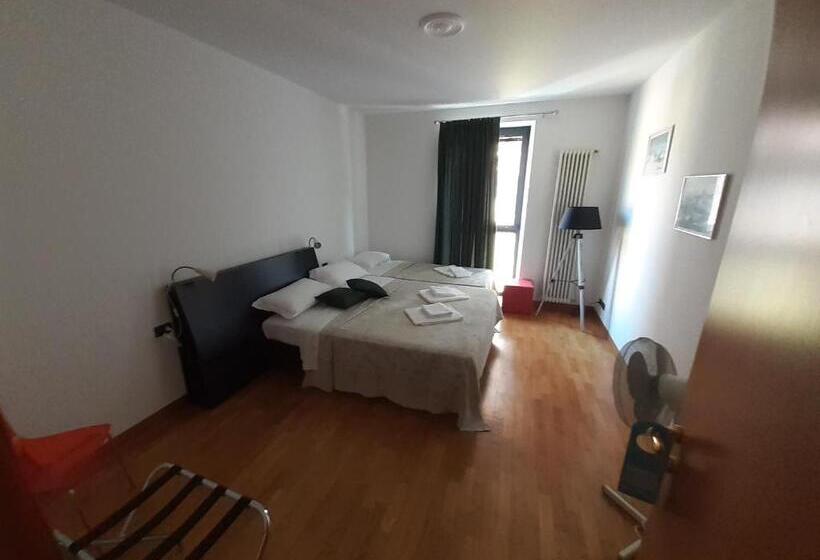 آپارتمان 2 خوابه, Apartment Nido Stazione