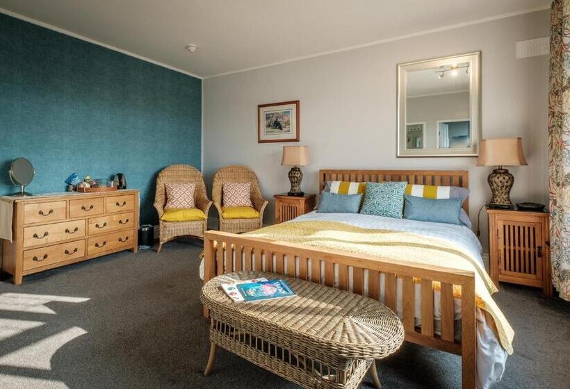 غرفة سوبيريور سرير كينج, Westergate House