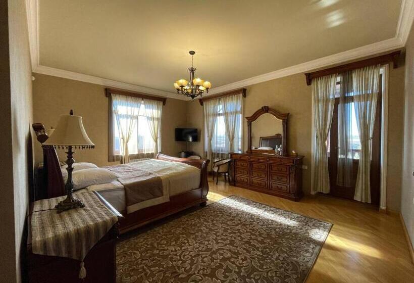 سوییت, In Gyumri