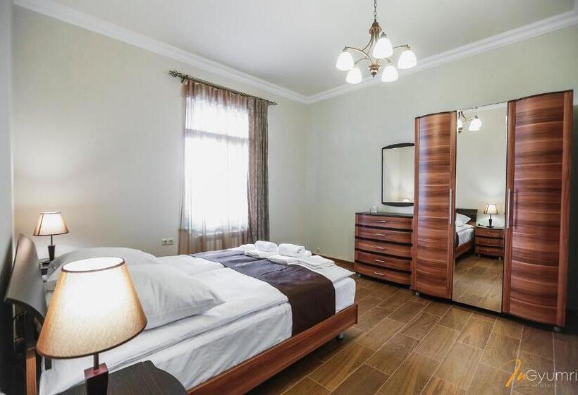 اتاق استاندارد, In Gyumri