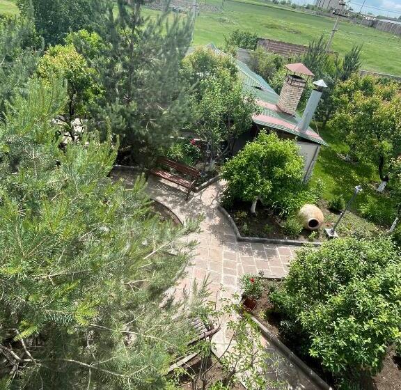 سوییت, In Gyumri