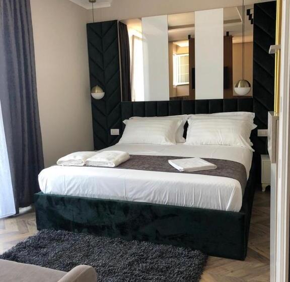 جناح سرير كينج, Poda Boutique