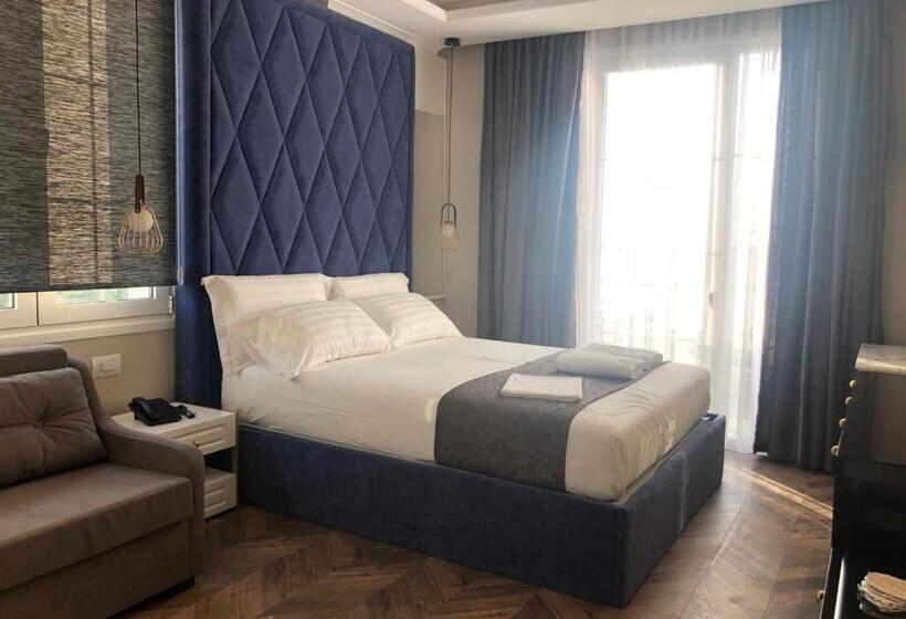 غرفة ديلوكس ثلاثية مطلة على البحر, Poda Boutique