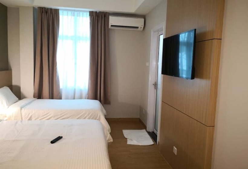 חדר סטנדרט לשלושה, Walk In