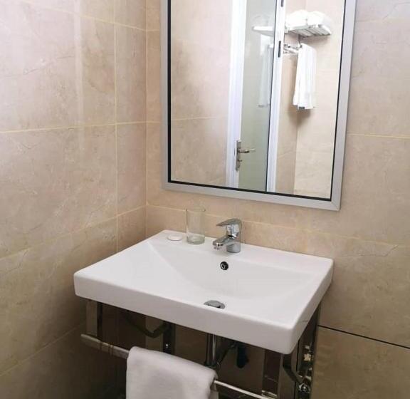 חדר סטנדרט, Walk In