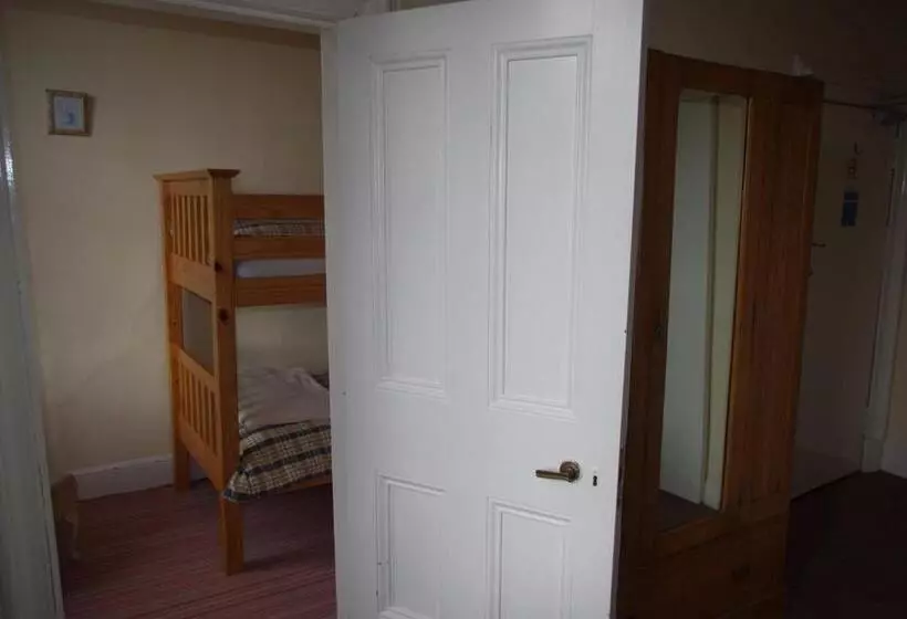Quarto Familiar, Cuilfail