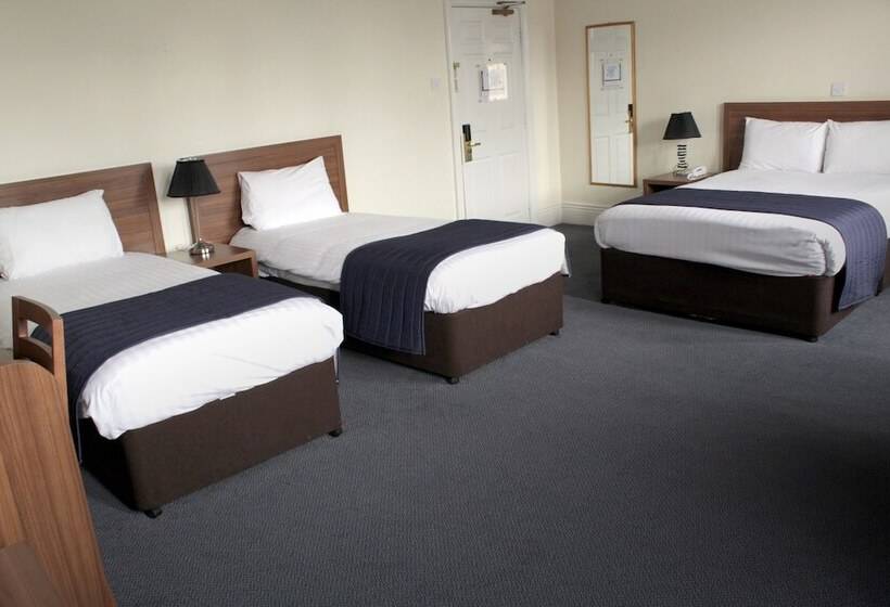 Четырехместный Номер Стандарт, Discovery Inn Leeds