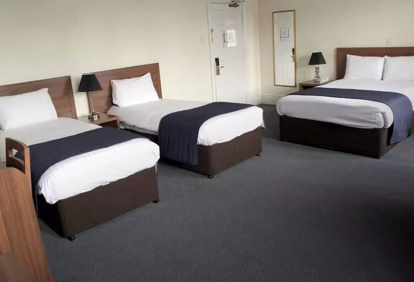 Standard Neljän Hengen Huone, Discovery Inn Leeds