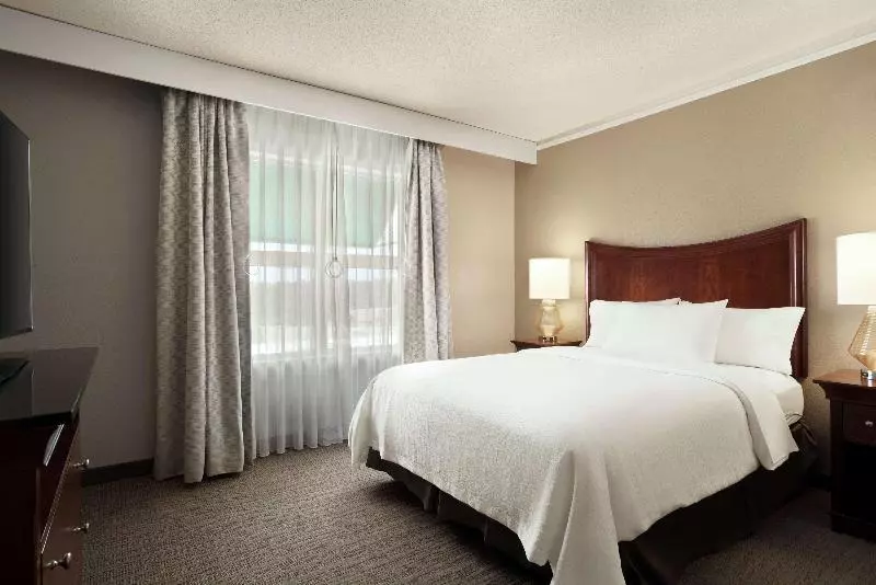 Standard Kolmen Hengen Huone, Discovery Inn Leeds