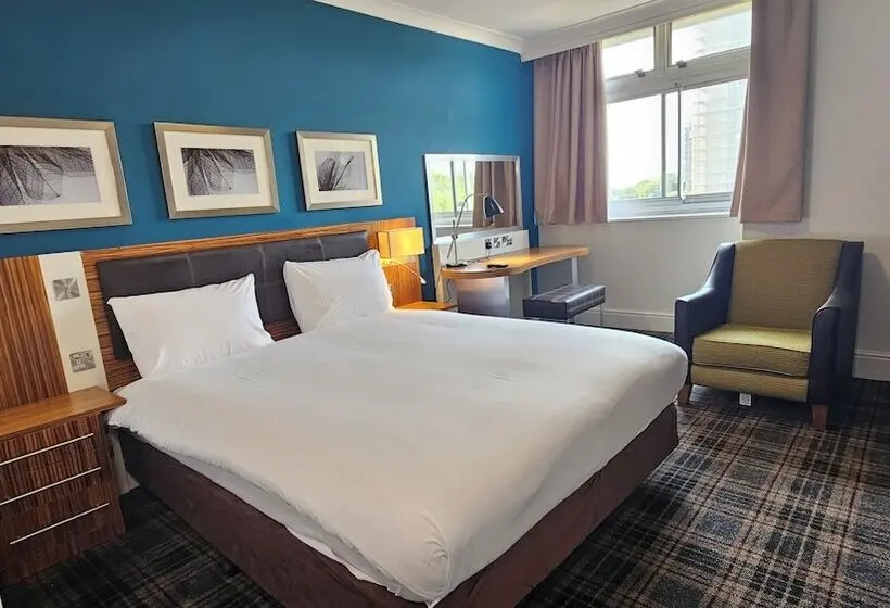Executive-huone, Hampstead Britannia