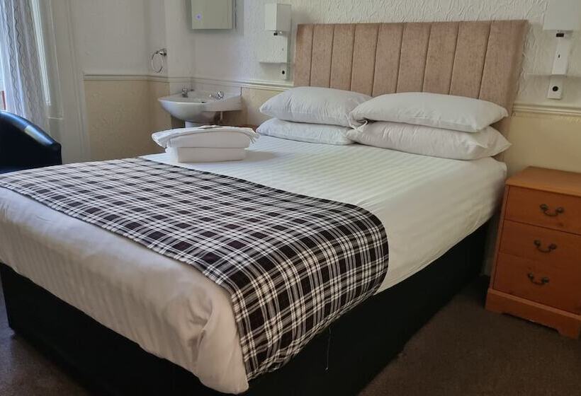 חדר סטנדרט חדר אמבטיה משותף, The Hampton Court Guesthouse