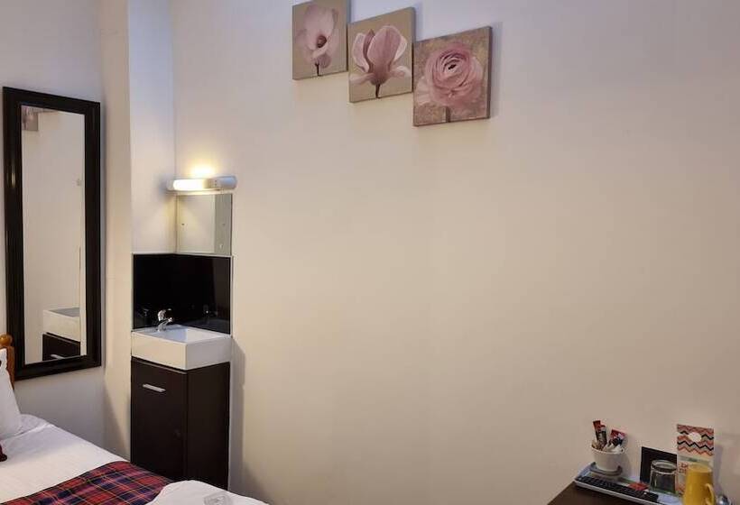 חדר סטנדרד יחיד חדר אמבטיה משותף, The Hampton Court Guesthouse