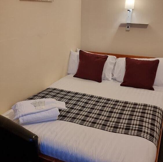 חדר סטנדרט, The Hampton Court Guesthouse