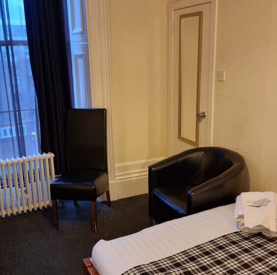 חדר סטנדרט, The Hampton Court Guesthouse