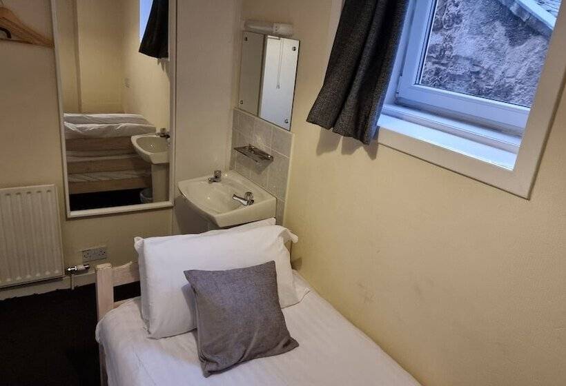 חדר סטנדרד יחיד חדר אמבטיה משותף, The Hampton Court Guesthouse