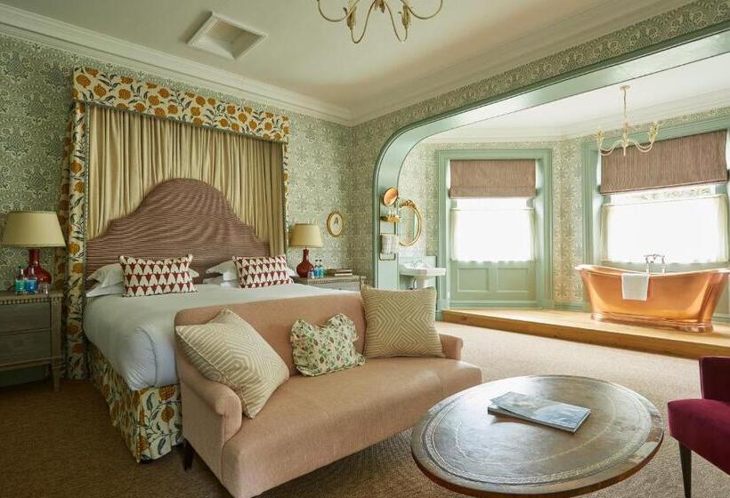 스위트, The Retreat, Elcot Park