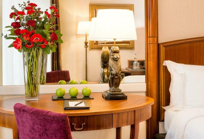 غرفة قياسية, Millennium Hotel London Knightsbridge