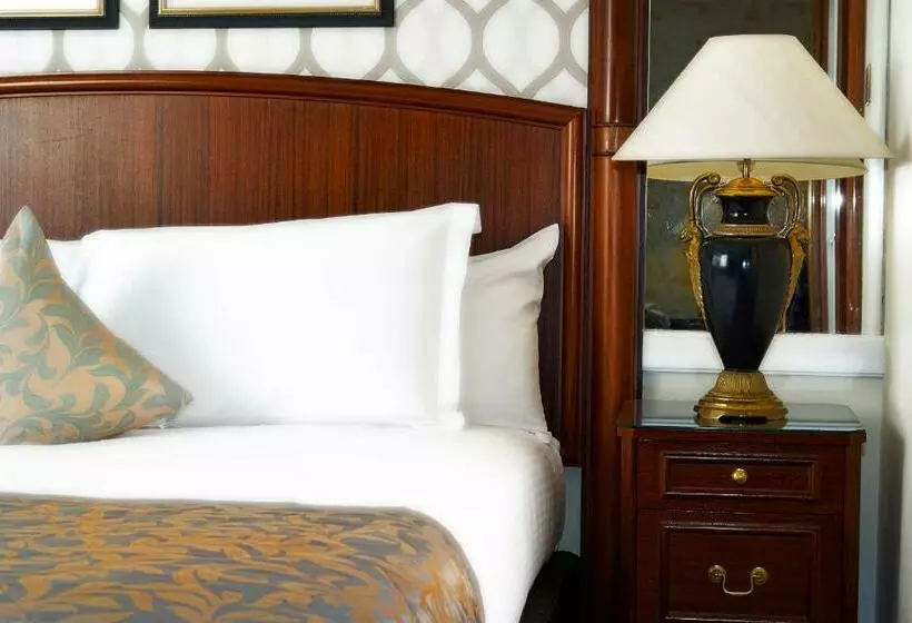 Club-huone, Millennium Hotel London Knightsbridge