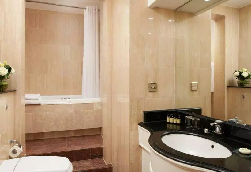 Standard-studio Parivuode, Millennium Hotel London Knightsbridge